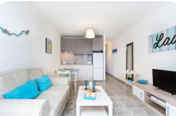 Pino'S Vivienda Vacacional Costa Del Silencio Bagian luar foto